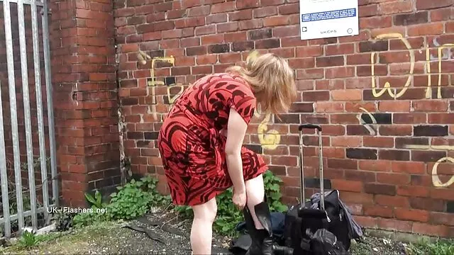 Mec chauve lèche la chatte vidéos x film brune