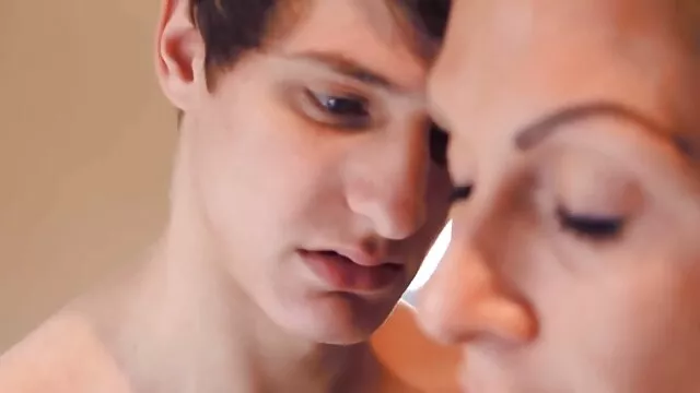 Un grand choix de salopes hentai yasmine vidéo x obtenant un orgasme