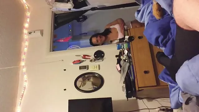 Le mec a loué video x free gratuit une chambre d'hôtel pour y faire un casting porno