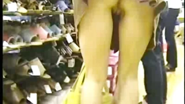 Le mec baise un gode et une bite beauté video film x vintage Casey Calverts en anal