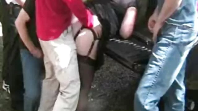 Une vidéo x caméra cachée jeune femme arabe se masturbe avec un vibromasseur