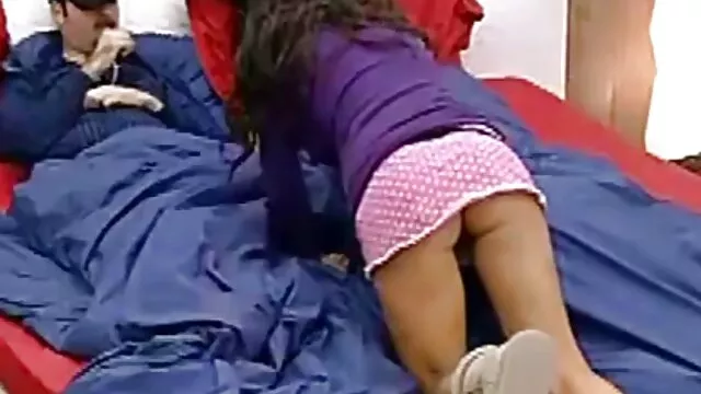Un video x gratuite française inconnu a pris une rousse en visite à la gare et la baise dans un hôtel