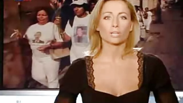 Une jolie chienne en gants de boxe regarder gratuitement video x baise en anal