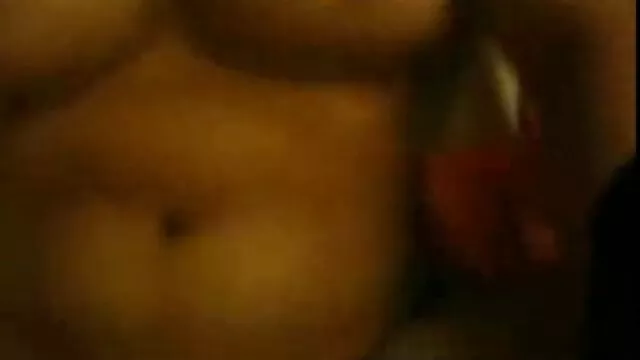 Une tante mature a envoyé son vieux mari pour recevoir une pension, et elle s'est envolée vers l'ordinateur, a allumé la webcam et jouons coquine avec de jeunes hommes. La garce a senti une seconde jeunesse, car de tels jeunes libertins la regardent et se branlent voir des vidéos porno gratuit la chatte