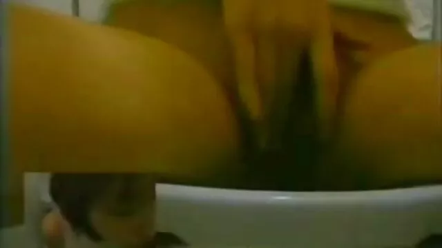 Les étudiants se sont foirés après video x gay gratuite le champagne et ils ont commencé à jouer méchant avec les mecs brûlant de désir, cela s'est avéré être une orgie et les filles gémissaient de plaisir